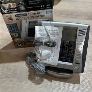 Innovage Talking Caller ID LCD Touch Panel Phone for older people large print